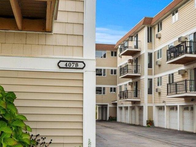 Condo for sale in Great Boar's Head, Hampton