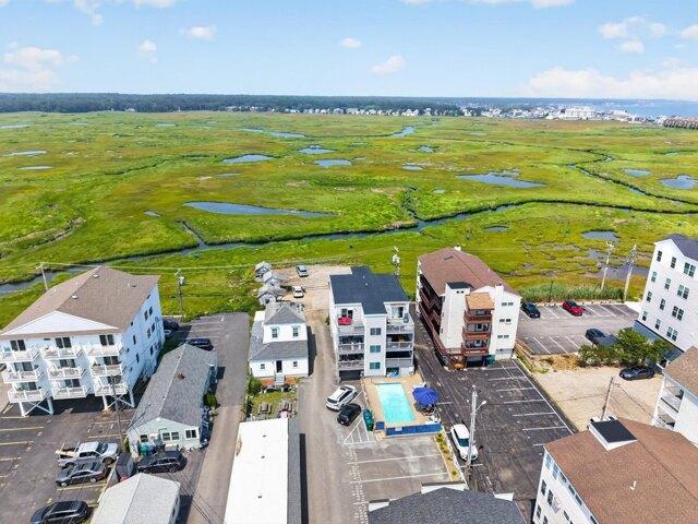 Condo for sale in Great Boar's Head, Hampton