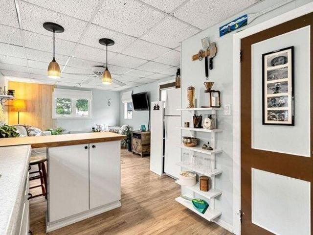 Condo for sale in Hampton, Rockingham County