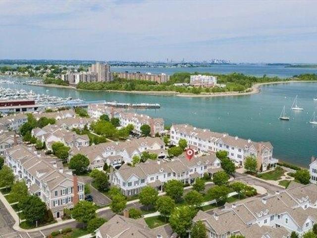 Condo for sale in Hingham, Massachusetts