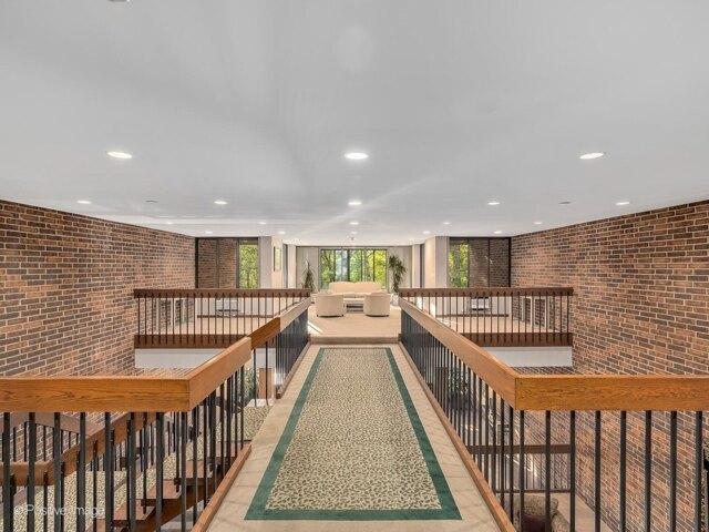 Condo for sale in Hinsdale, Illinois