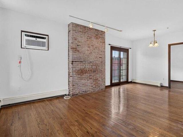 Condo for sale in Hudson, New Jersey