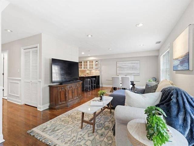 Condo for sale in Hudson, New Jersey