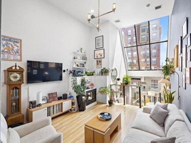 Condo for sale in Hudson, New Jersey