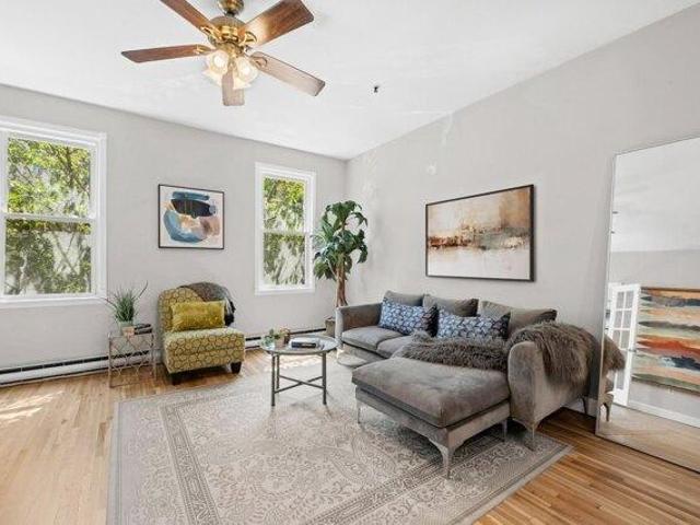 Condo for sale in Hudson, New Jersey