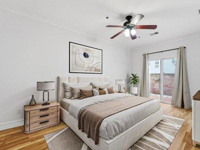 Condo for sale in Hudson, New Jersey