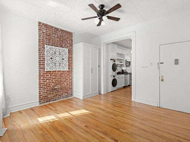 Condo for sale in Hudson, New Jersey