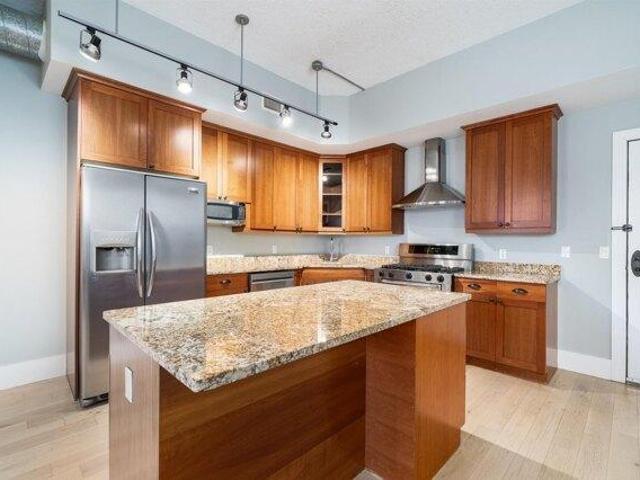 Condo for sale in Hudson, New Jersey