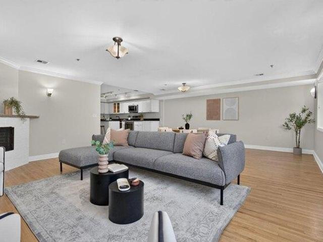 Condo for sale in Hudson, New Jersey