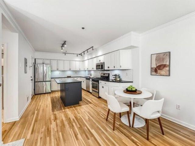 Condo for sale in Hudson, New Jersey