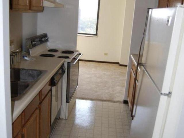 Condo for sale in Hoffman Estates, Illinois
