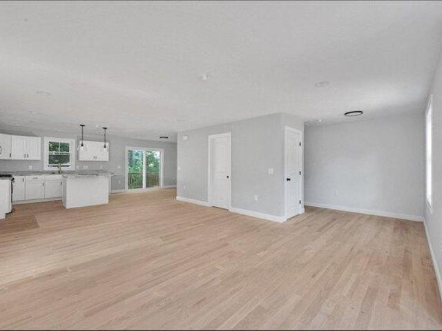 Condo for sale in Holbrook, Massachusetts