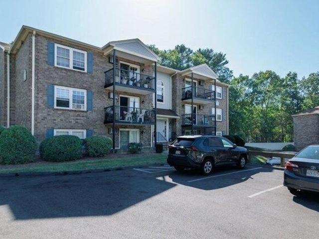 Condo for sale in Holbrook, Norfolk County