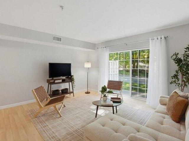 Condo for sale in Holden, Massachusetts