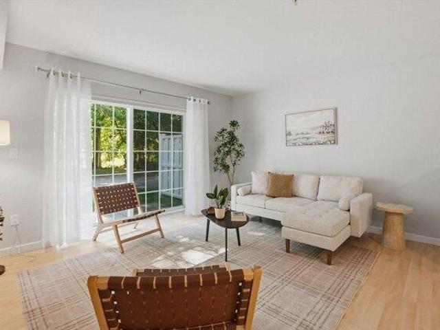 Condo for sale in Holden, Massachusetts