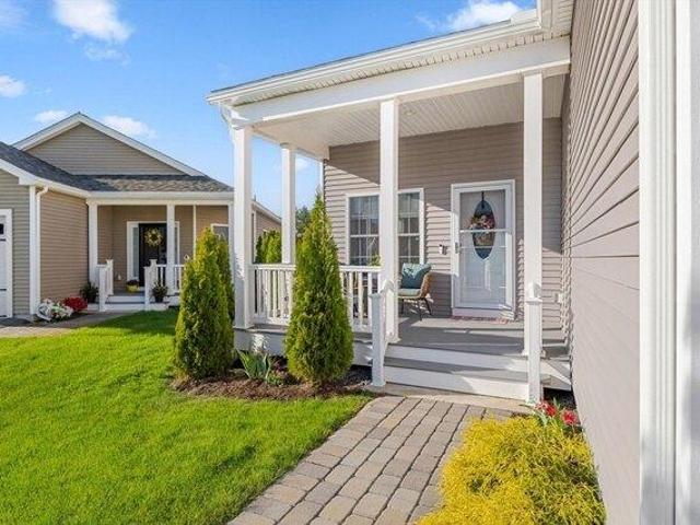 Condo for sale in Holden, Massachusetts
