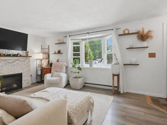 Condo for sale in Holden, Massachusetts