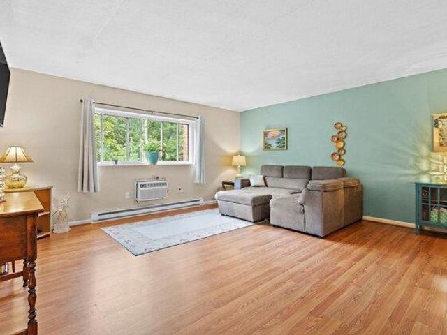 Condo for sale in Gooch Corners, Holliston