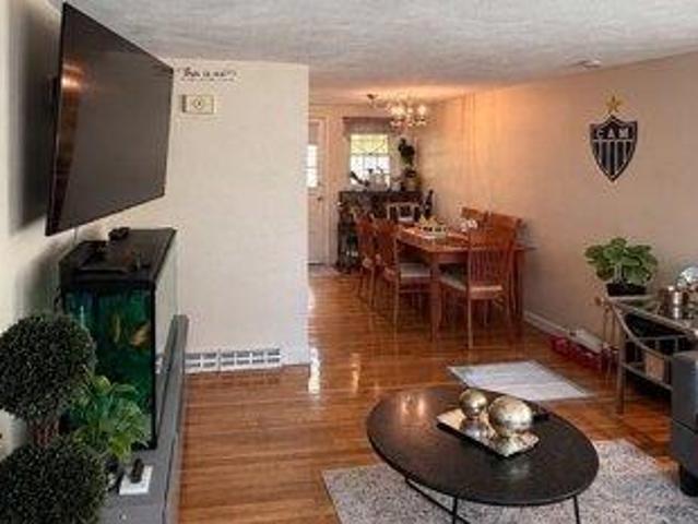 Condo for sale in Holliston, Middlesex County