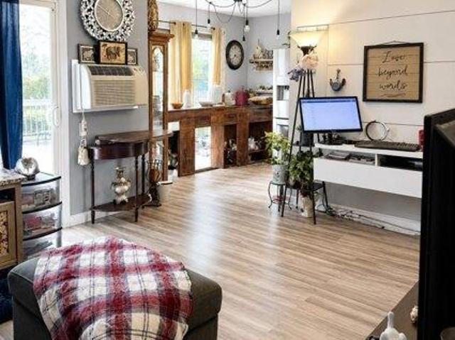 Condo for sale in The Flats, Holyoke