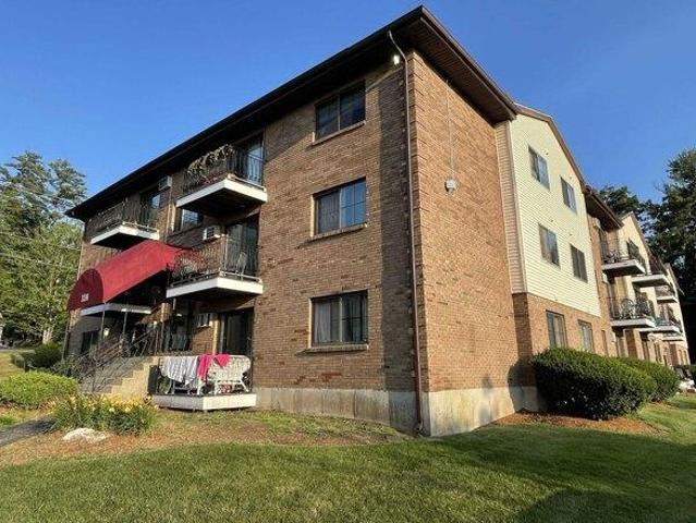 Condo for sale in New Hampshire