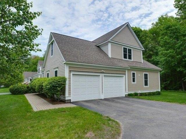 Condo for sale in Hopkinton, Massachusetts
