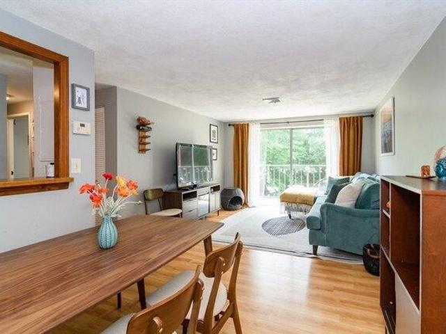 Condo for sale in Hudson, Massachusetts