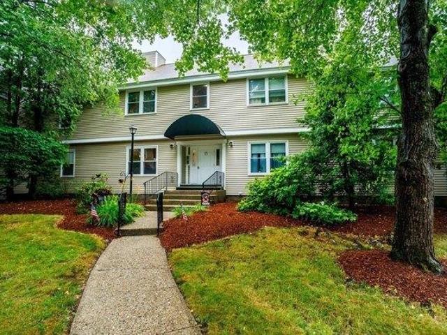 Condo for sale in Hudson, Massachusetts