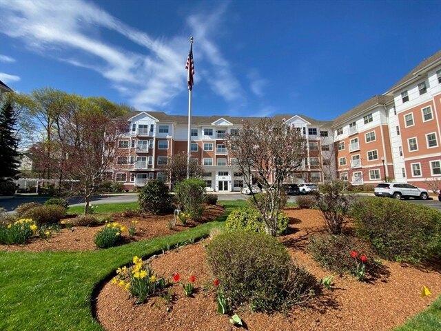 Condo for sale in Hudson, Massachusetts