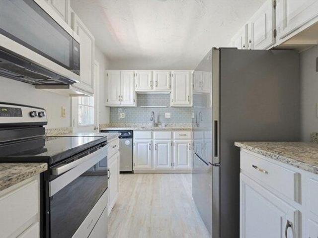 Condo for sale in Hudson, Massachusetts