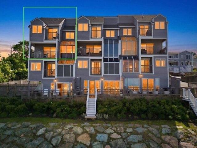 Condo for sale in Hull, Massachusetts
