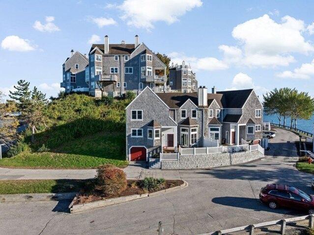Condo for sale in Hull, Massachusetts