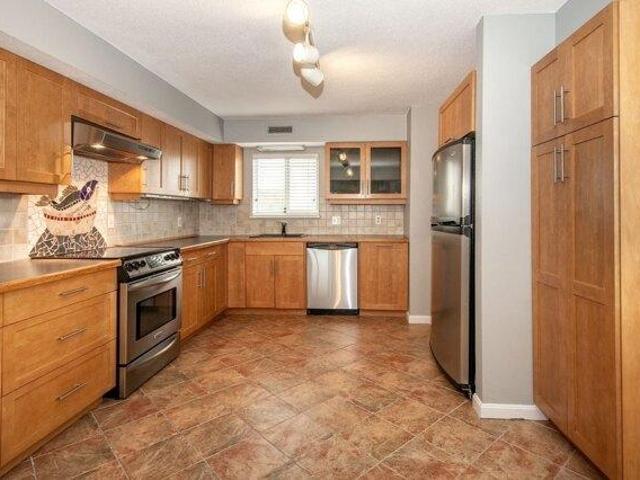 Condo for sale in Nantasket Beach, Hull