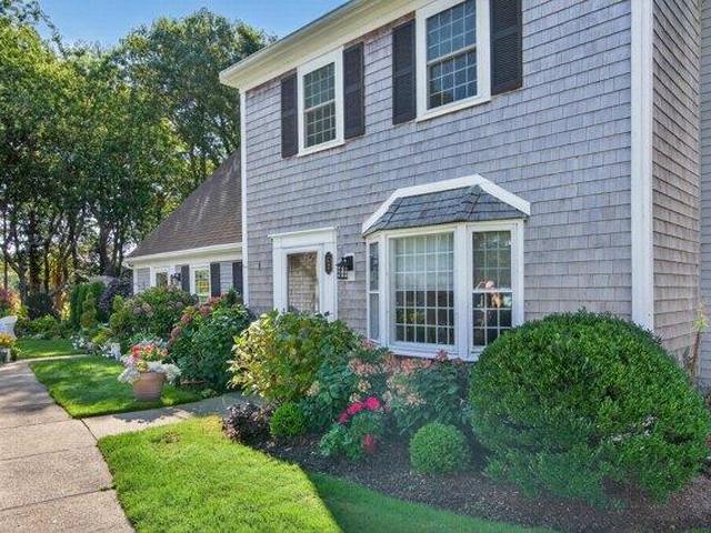 Condo for sale in Barnstable, Massachusetts