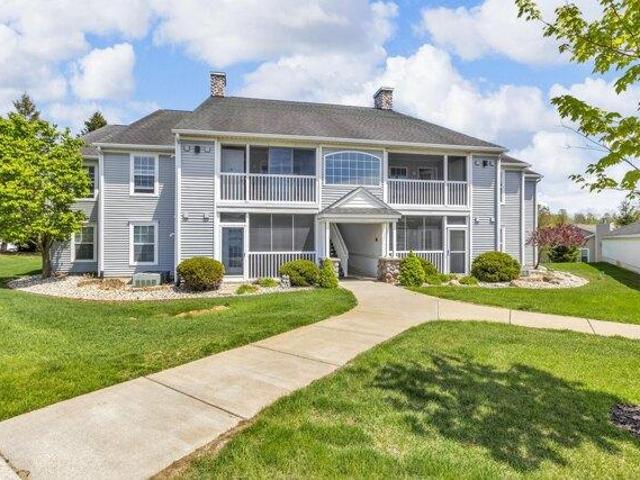 Condo for sale in Jackson