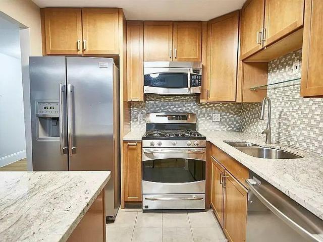 Condo for sale in Queens, Arverne