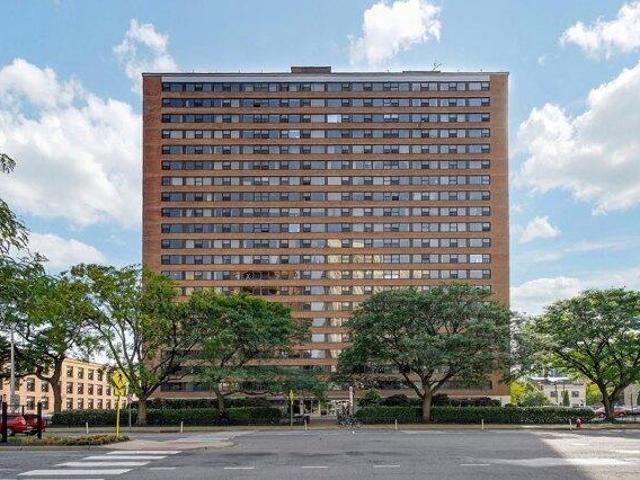 Condo for sale in Hudson, New Jersey