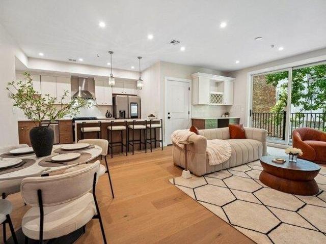 Condo for sale in Hudson, New Jersey
