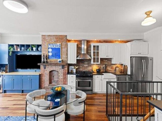Condo for sale in Hudson, New Jersey