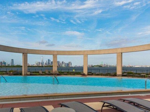Condo for sale in Hudson, New Jersey