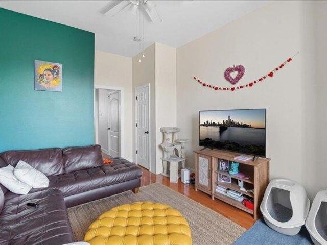 Condo for sale in Hudson, New Jersey