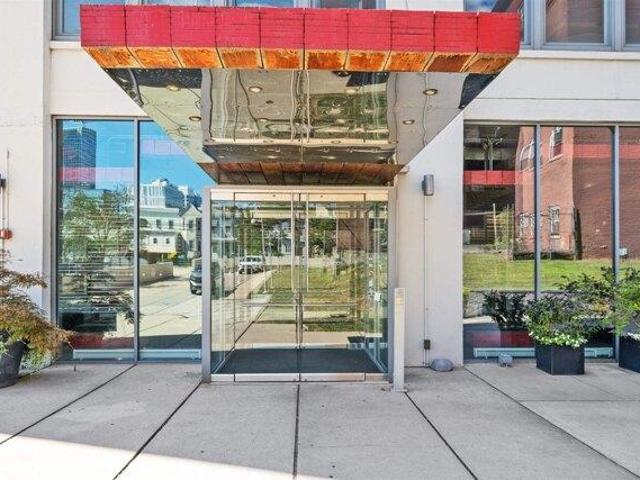 Condo for sale in Hudson, New Jersey