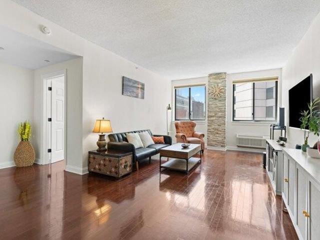 Condo for sale in Hudson, New Jersey
