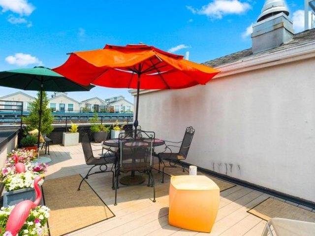 Condo for sale in Hudson, New Jersey