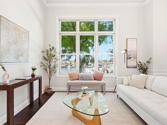 Condo for sale in Hudson, New Jersey