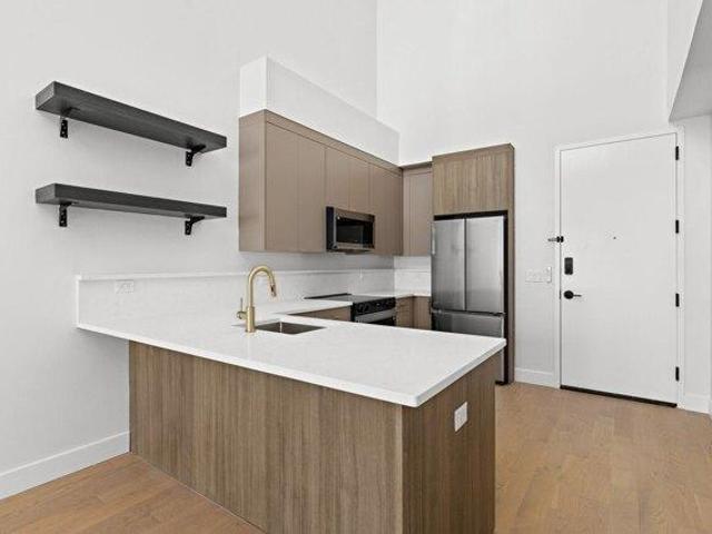 Condo for sale in Hudson, New Jersey