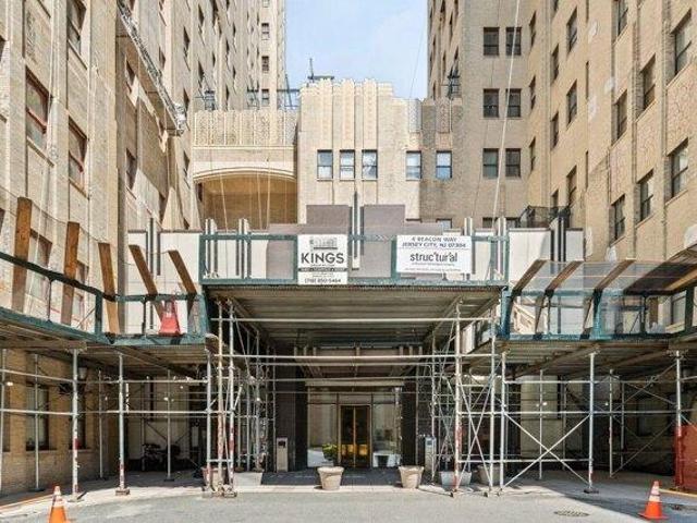 Condo for sale in Hudson, New Jersey