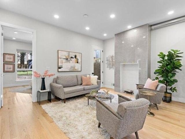 Condo for sale in Hudson, New Jersey