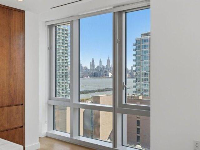 Condo for sale in Hudson, New Jersey