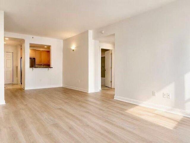 Condo for sale in Hudson, New Jersey